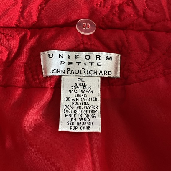 John Paul Richard Uniform Petite Red Silk Blend Jacket. Red Quilted Detail. PL - Picture 4 of 9